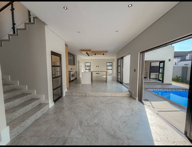 4 BEDROOM FREESTANDING FOR SALE IN FOUNTAINBROOK ESTATE